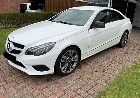 Mercedes-Benz E 220 CDI Coupe 7G-TRONIC