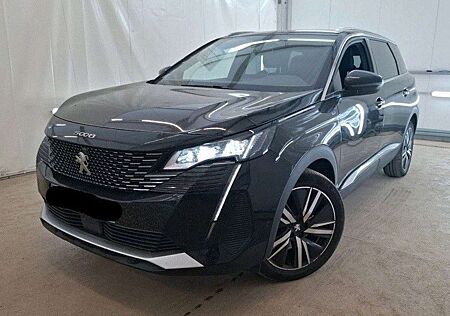 Peugeot 5008 GT 1.2T LED/NAVI/SHZ/PDC/R´CAM/7-SITZ/LEDER