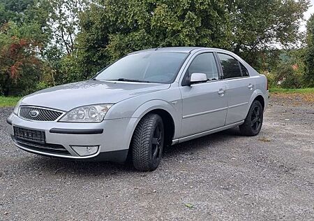 Ford Mondeo 1.8 Ghia
