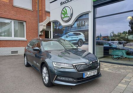 Skoda Superb Combi Style iV 1.4 TSI PANO, NAV, LEDER