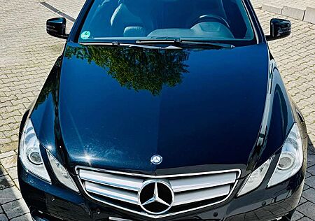 Mercedes-Benz E 250 CGI Cabrio BlueEFFICIENCY Automatik Avantgarde