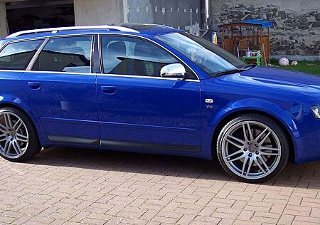 Audi S4 4.2 Avant quattro