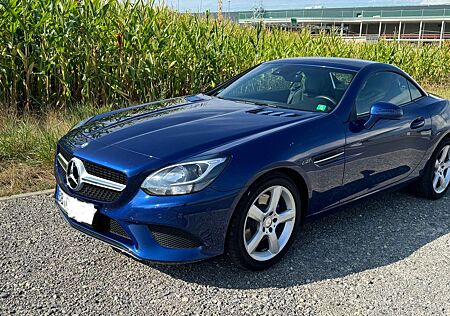 Mercedes-Benz SLC 200 9G-TRONIC