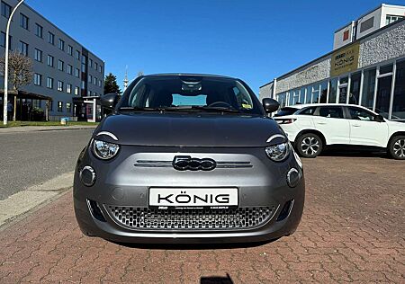 Fiat 500E 3+1 42 kWh 320 Km Reichweite Navi - PDC