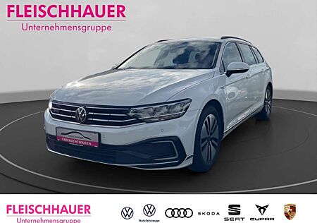 VW Passat Variant Volkswagen GTE 1.4 TSI AHK-klappbar Navi Massagesitze LED ACC