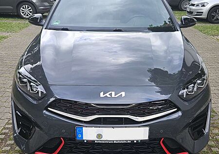 Kia Cee'd Ceed / Ceed 1.6 T-GDI DCT7 OPF GT