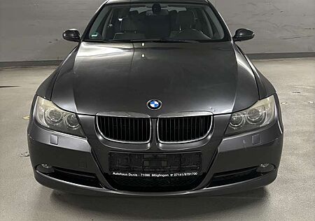 BMW 320i 320 Touring Aut.