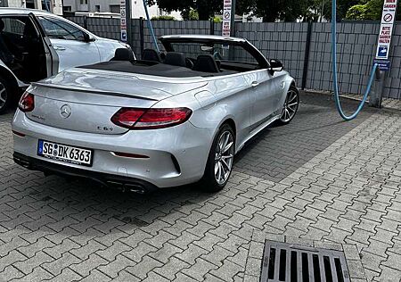 Mercedes-Benz C 63 AMG Cabrio Speedshift 7G-MCT