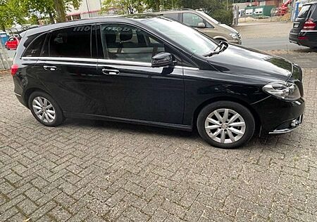 Mercedes-Benz B 180 B-Klasse Diesel CDI BlueEFFICIENCY Edition