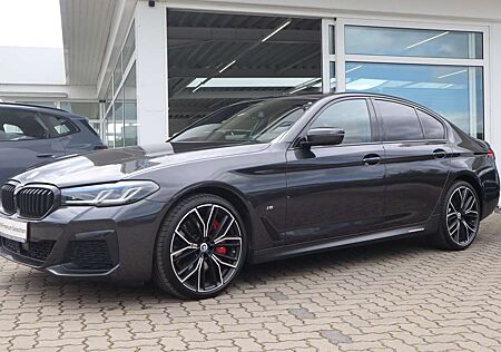 BMW 540 d xDrive Limousine M Sportpaket Head-Up DAB
