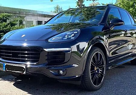 Porsche Cayenne S V8 nahezu Voll: Burmester/Chrono/Softcl./Ahk....