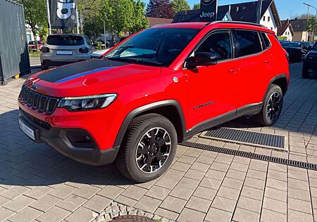 Jeep Compass Trailhawk Plug-In Hybrid 4WD