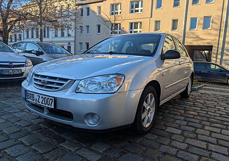 Kia Cerato 1.6 LX