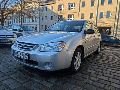 Kia Cerato 1.6 LX