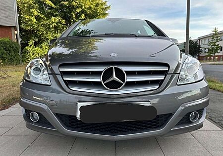 Mercedes-Benz B 180 BlueEFFICIENCY