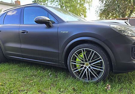 Porsche Cayenne Turbo S E-Hybrid,Approved,foliert,voll Ausstattung