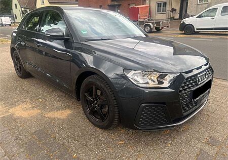 Audi A1 Sportback 30 TFSI basis 1.HD/KAMERA/TÜV