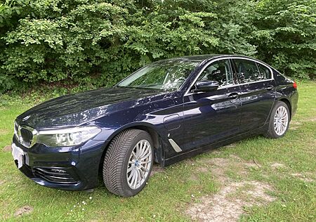 BMW 530e 530 iP-SportLine,DAB+,eSportsitze, 18“ Alu