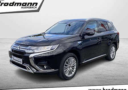 Mitsubishi Outlander 2.4 4WD Plug-In Hybrid Spirit AHK-Navi-R