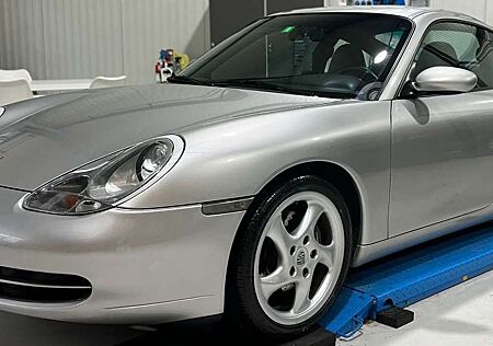 Porsche 996 911 Carrera