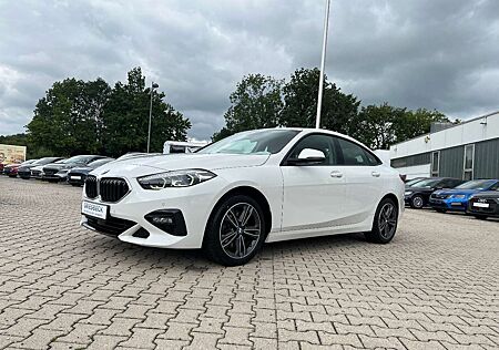 BMW 220 d Gran Coupe Sport Line *LED Navi Leder PDC*