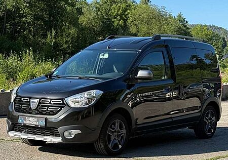 Dacia Dokker Stepway Celebration 1.er Hand/NAVI/PDC