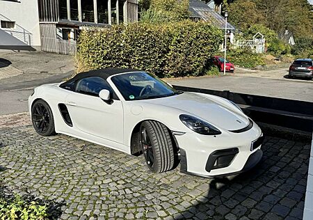 Porsche 718 Boxster 718 Spyder Kreide, Approved 03/26, Schalensitze, Handschalter