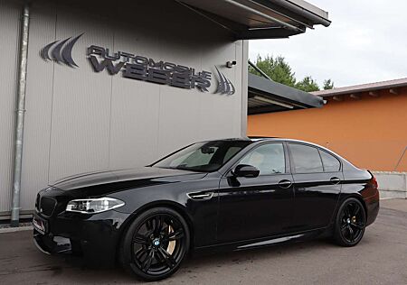 BMW M5 Competition DKG *AKRAPOVIC*KERAMIK*B&O*HUD*MERINO*
