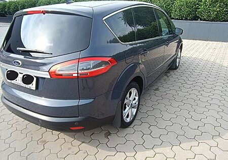 Ford S-Max Titanium (02.2010->)