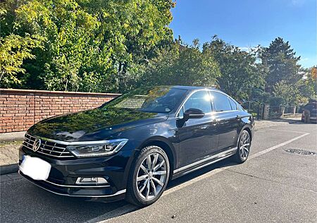 VW Passat gebraucht kaufen VW Passat Volkswagen Highline BMT/Start-Stopp 4Motion