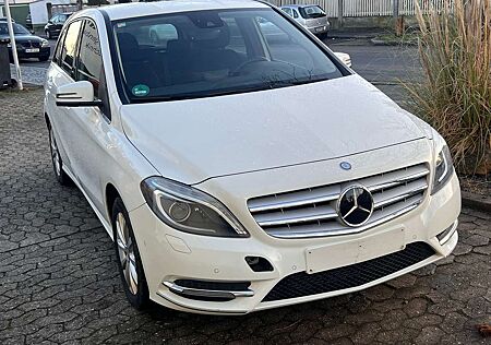Mercedes-Benz B 220 4Matic Automatik (246.247)