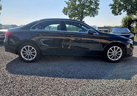 Mercedes-Benz A 200 Progressive Stufenheck * Autom. * Leder braun *AHK