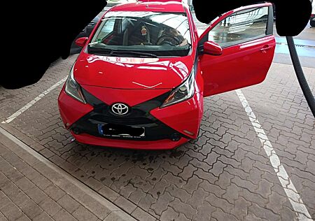 Toyota Aygo x