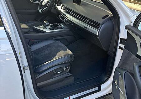 Audi Q7 50 TDI quattro tiptronic