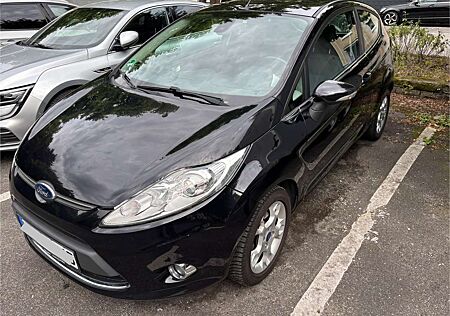 Ford Fiesta 5-Türer 1.25 Titanium