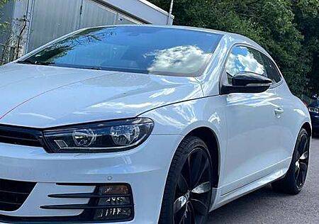 VW Scirocco Volkswagen 2.0 GTS (BlueMotion Technology) DSG