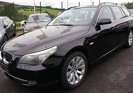 BMW 530 d Touring +NAVI+XENON+LUFTFAHRWERK