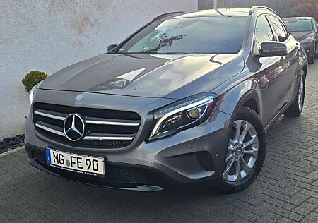 Mercedes-Benz GLA 220 CDI -Navi/Kamer/SR+WR-