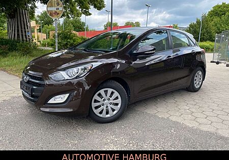 Hyundai i30 *Klima*NAVI*Kamera*PDC*1.Hand