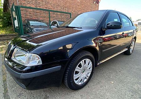Skoda Octavia "Tour" Klima+Allwetterräder
