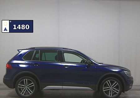 VW Tiguan Volkswagen 2.0 TDI 4M OFFROAD Navi LED AID HuD AHK