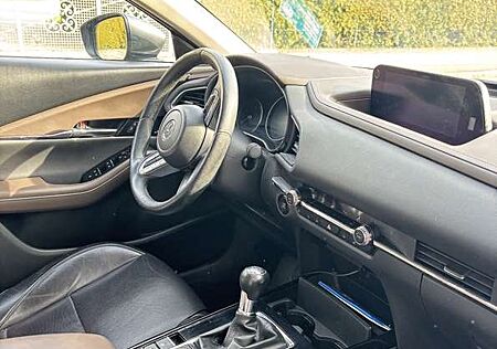 Mazda CX-30 SKYACTIV-X 2.0 M-Hybrid AWD -85.000km - Mängel Vor
