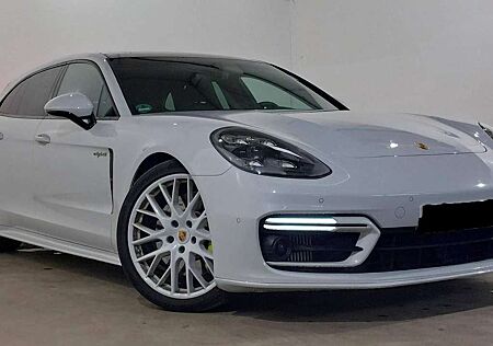 Porsche Panamera SPORT TURISMO 4 E-HYBRID/PDLS+/ACC/PANO