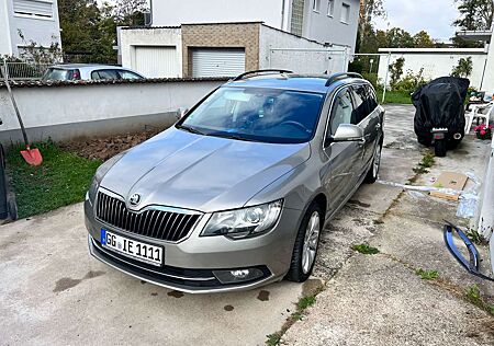 Skoda Superb Combi 2.0 TDI 4x4 Elegance