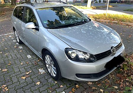 VW Golf Variant Volkswagen 1.6 TDI DPF