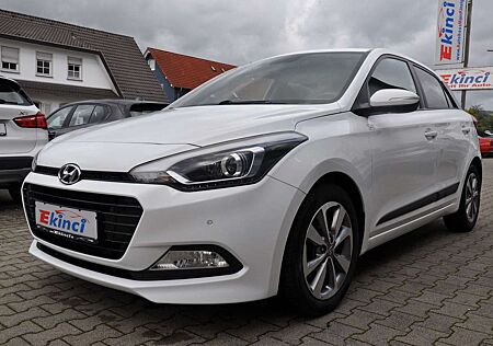 Hyundai i20 blue Style