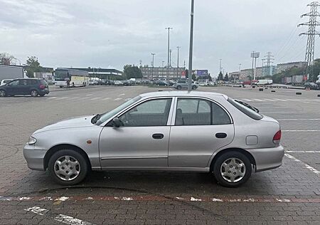 Hyundai Accent 1.3i GLS
