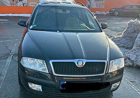 Skoda Octavia Combi 2.0 FSI Elegance