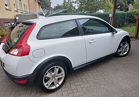 Volvo C30 1.6 - TÜV 7/2027 -