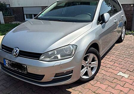 VW Golf Volkswagen 1.2 TSI BlueMotion Technology Trendline